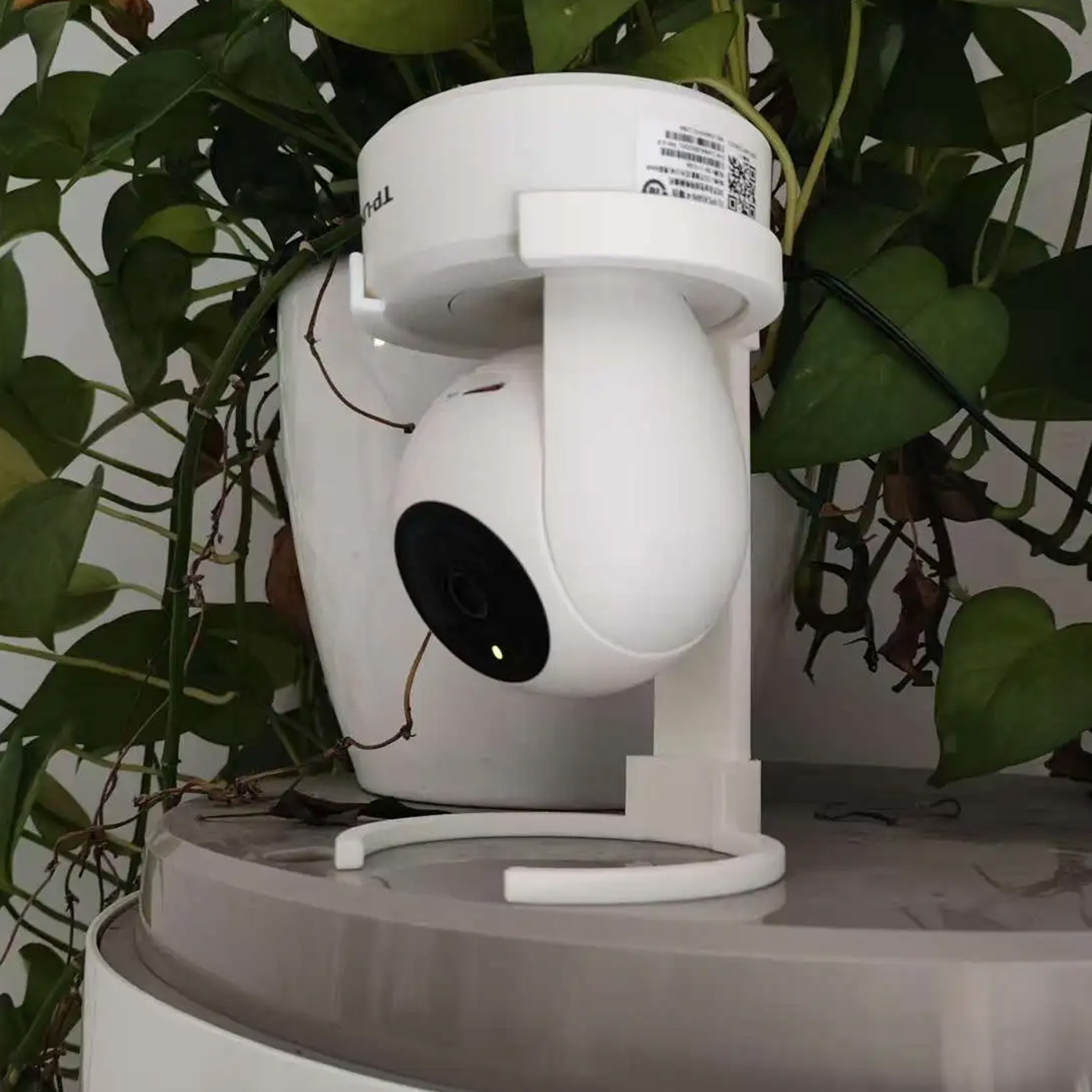 TP-Link 스마트 홈 보안 카메라용 거꾸로 거치는  - Eufy Camera E220 리뷰 및 가격